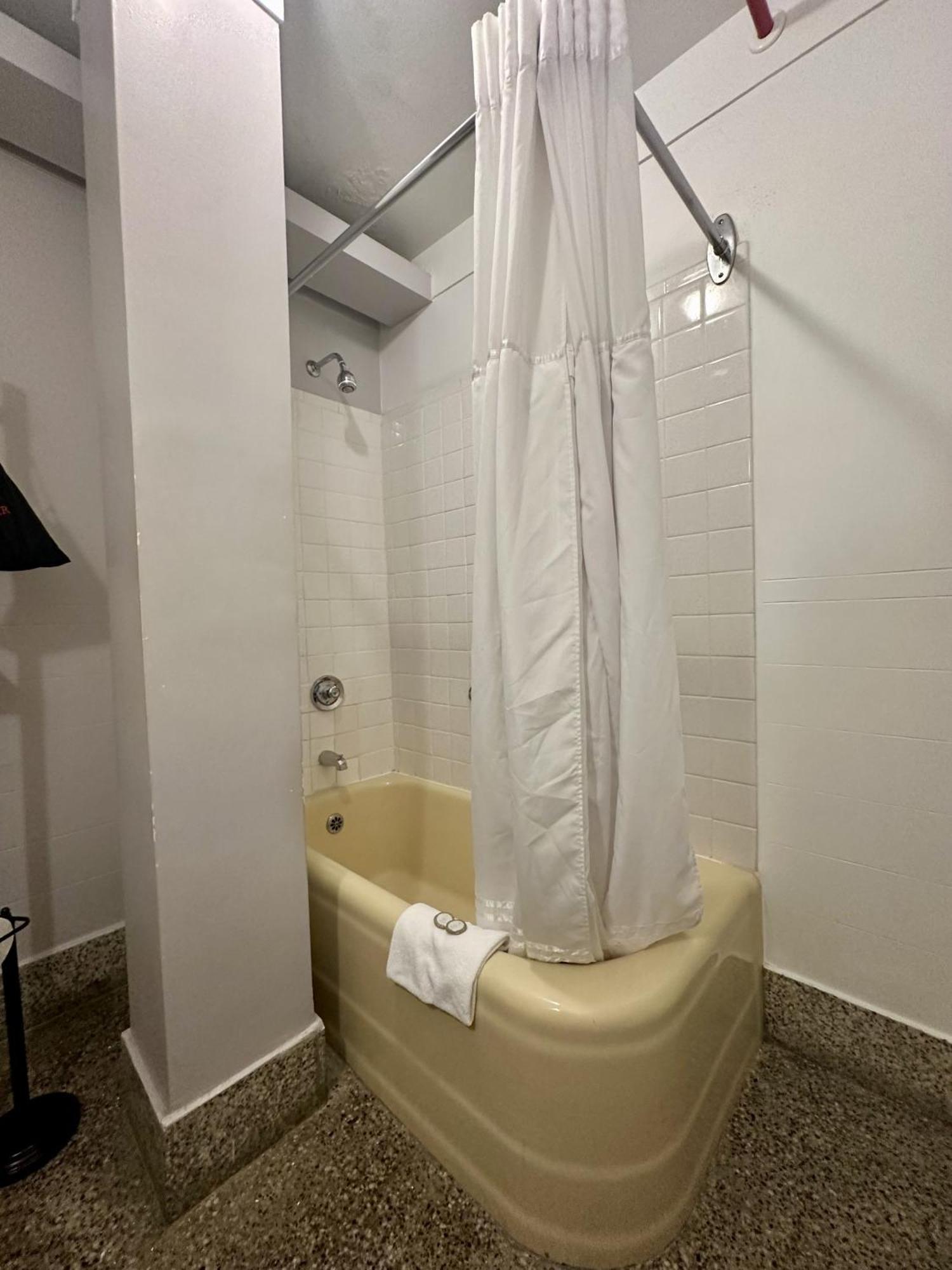 Latchis Hotel ブラトルバラ エクステリア 写真